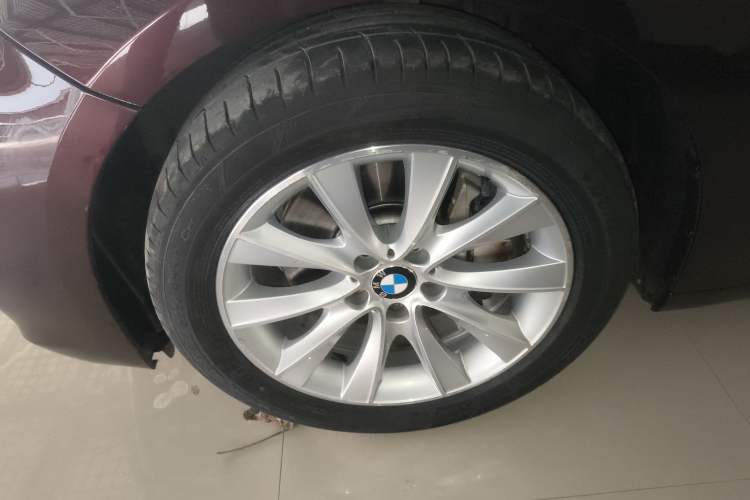 Used BMW 5 Series GT 2015 528i Leading Model
