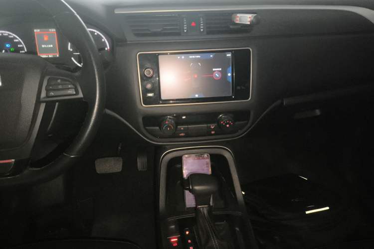 Used Qoros 5 2018 Revised Version 1.6T Automatic Leading Edition