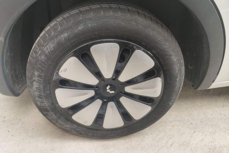 Used Wuling Bingo 2023 203km Comfort Edition Exterior 5