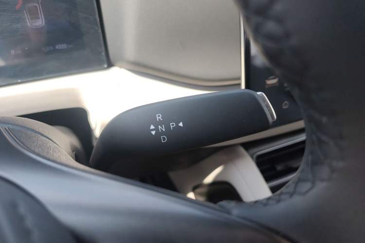 Used BYD Yuan UP 2025 Intelligent Driving Version 401 km Leading Edition