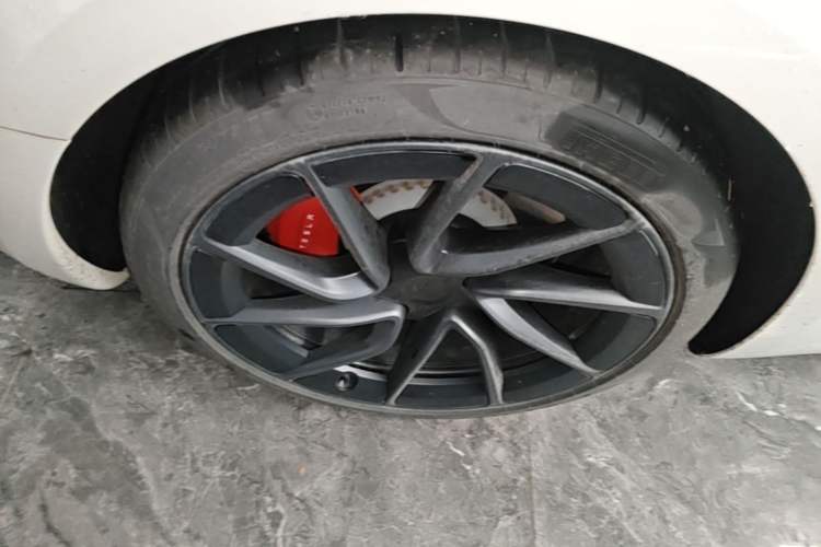 Used Tesla Model 3 2024 High-Performance All-Wheel-Drive Version
