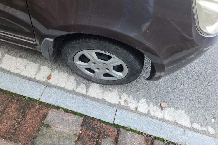 Used Dongfeng Fengon 330 2014 1.5L Manual Utility Version DK15
