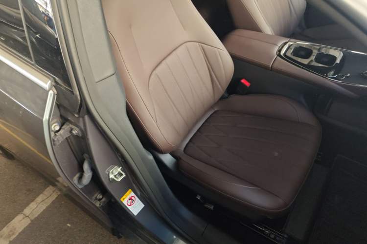 Used CHANGAN NEVO A07 2025 All-Electric "True Fragrance" Edition 710-Mile Long-Range Version Right Front Seat