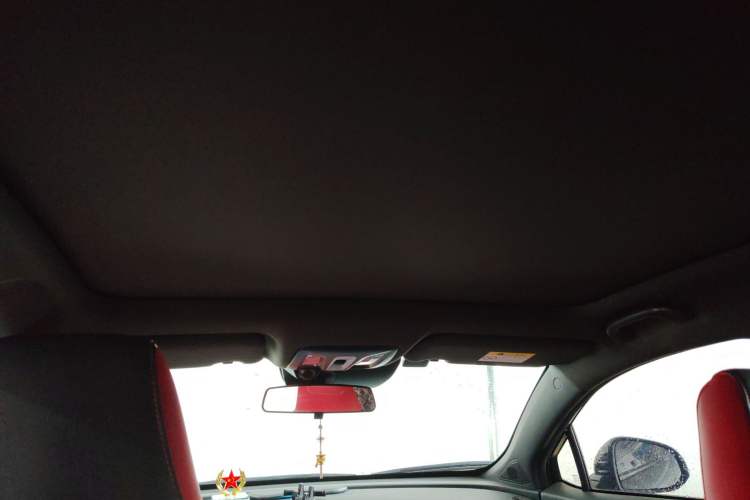 Used CHANGAN UNI-T 2020 1.5T Prestige Version