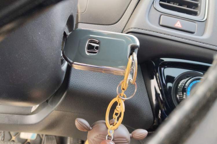 Used Honda Vezel 2020 1.5L CVT Pioneer Edition
