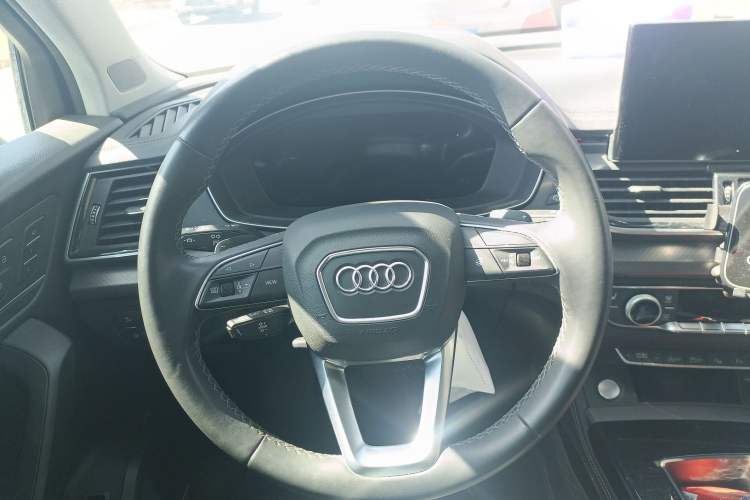 Used Audi Q5L 2022 Updated Version 45T Luxury Prestige Edition
