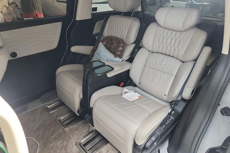 Used Honda Elysion 2022 2.0L eHEV Luxury Edition