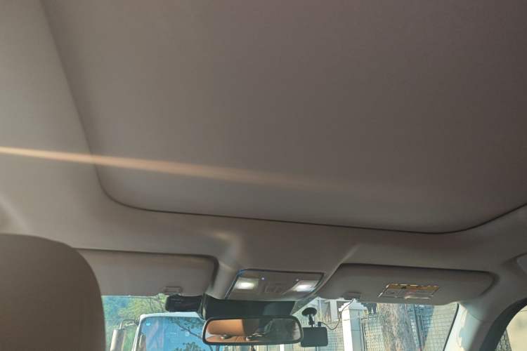 Used CHANGAN CS95 2017 2.0T Two-Wheel Drive Zhituo Edition Headliner