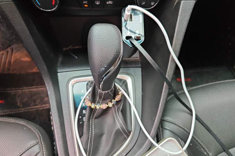 Used Buick GT 2021 Revised Version Flagship 1.5L Automatic Elite Edition Gear Lever