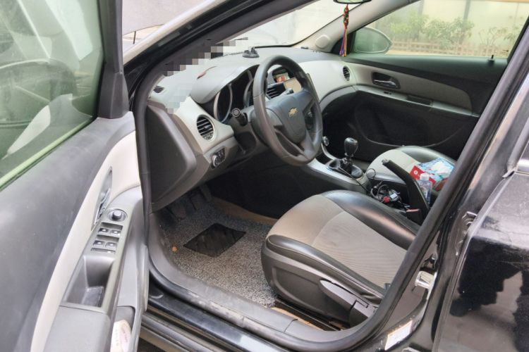 Used Chevrolet Cruze 2013 1.6L SL MT
