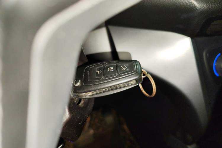 Used Ford Kuga 2018 EcoBoost 180 Two-Wheel-Drive Platinum Edition