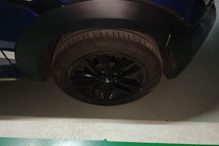 Used MINI Countryman 2014 1.6T COOPER ALL4 Fun Right Front Wheel Hub