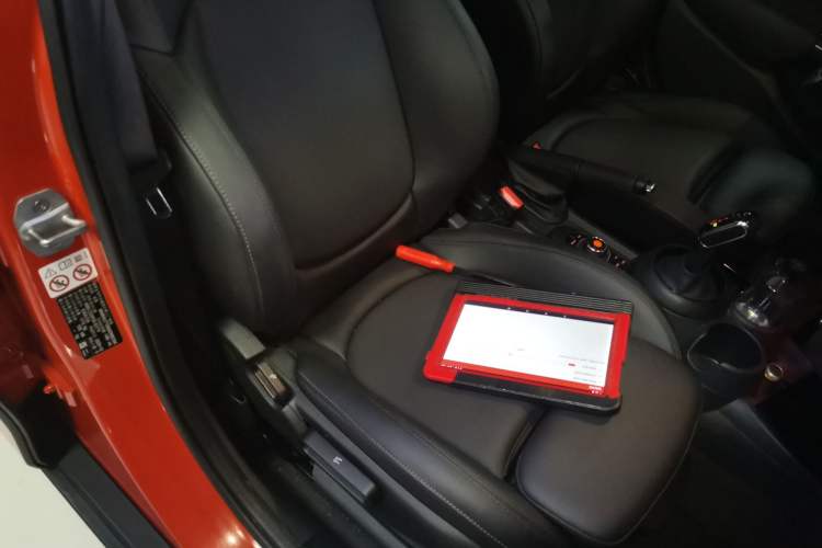 Used MINI MINI 2021 1.5T COOPER Classic Edition Five-Door Version
