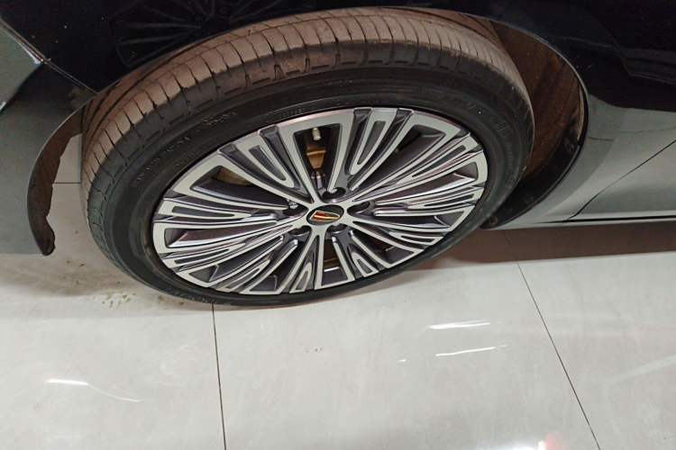 Used Hongqi H5 2022 Classic Model Facelift 1.5T DCT Qiyun Edition Left Front Wheel Hub