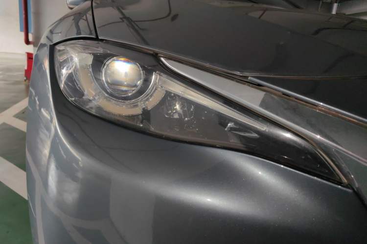 Used Mazda CX-4 2016 2.0L Automatic 2WD Blue Sky Luxury Edition