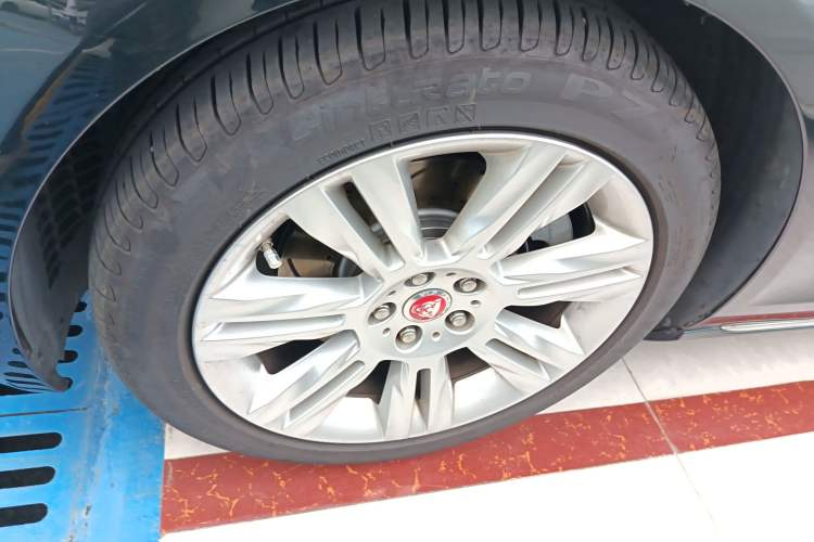 Used Jaguar XFL 2018 XFL 2.0T 250 PS Luxury Edition