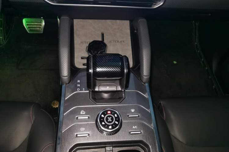 Used JETOUR Traveler 2023 2.0T All-Wheel Drive CrossPRO+