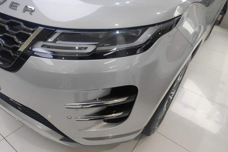 Used Land Rover Range Evoque 2022 Facelifted Aurora L 249 PS R-Dynamic Luxury Edition
