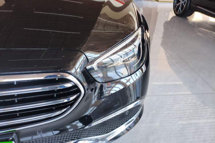 Used Mercedes-Benz E-Class 2023 Updated E 300 L Luxury Edition
