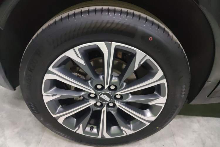 Used Cadillac XT5 2026 Model 2.0T Luxury Edition
