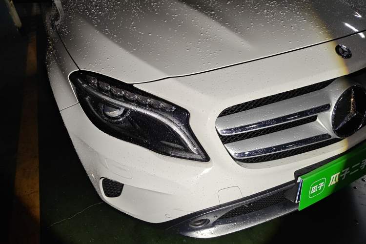 Used Mercedes-Benz GLA 2015 GLA 200 Fashion Model Right Front Headlight