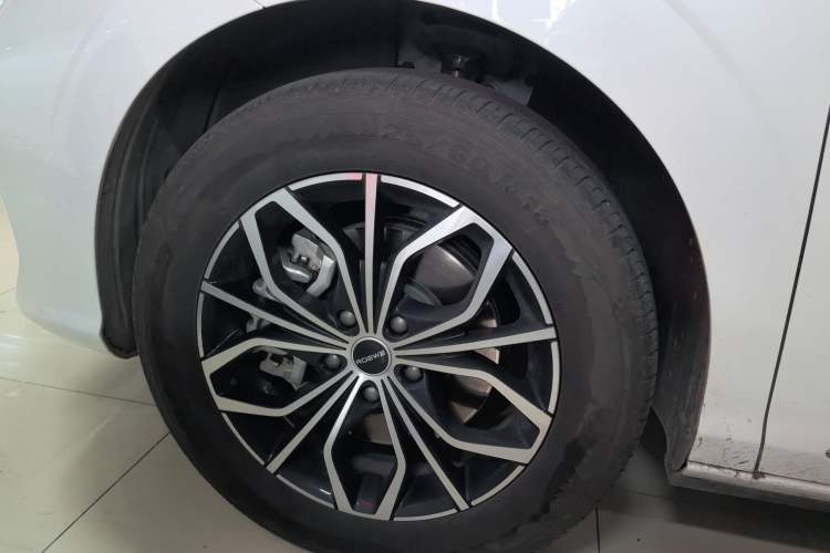 Used Roewe iMAX8 New Energy 2025 1.5T DMH Lu Zun Deluxe Edition
