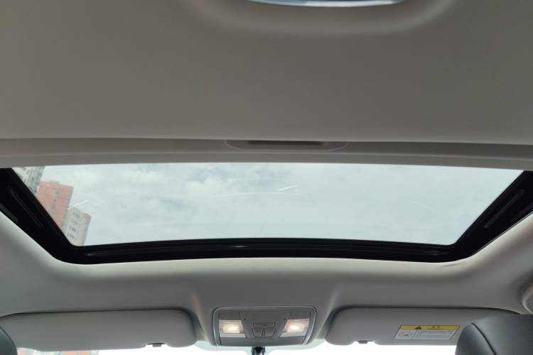 Used CHANGAN Ruicheng CC 2022 Blue Whale Edition 1.5T DCT Luxury Model Headliner