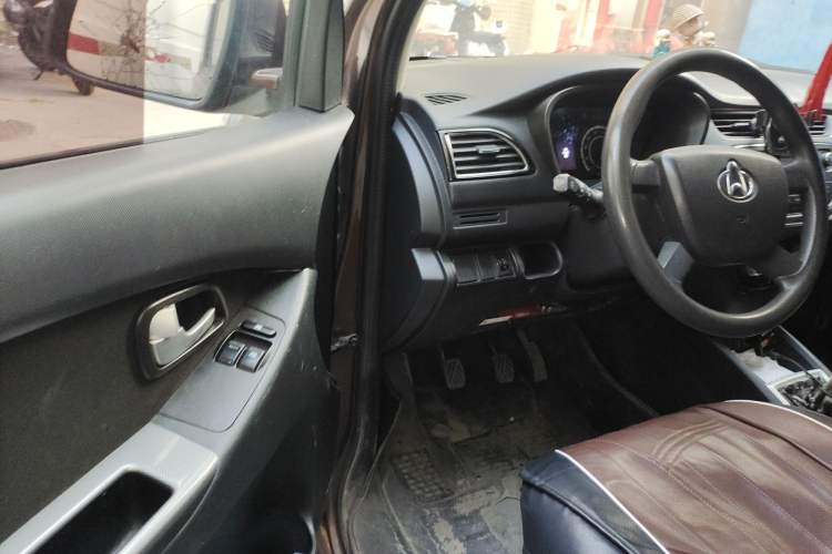 Used CHANGAN KAICHENG Ounuo S 2019 1.5L Ouno S Economy 5-Seat JL473QG