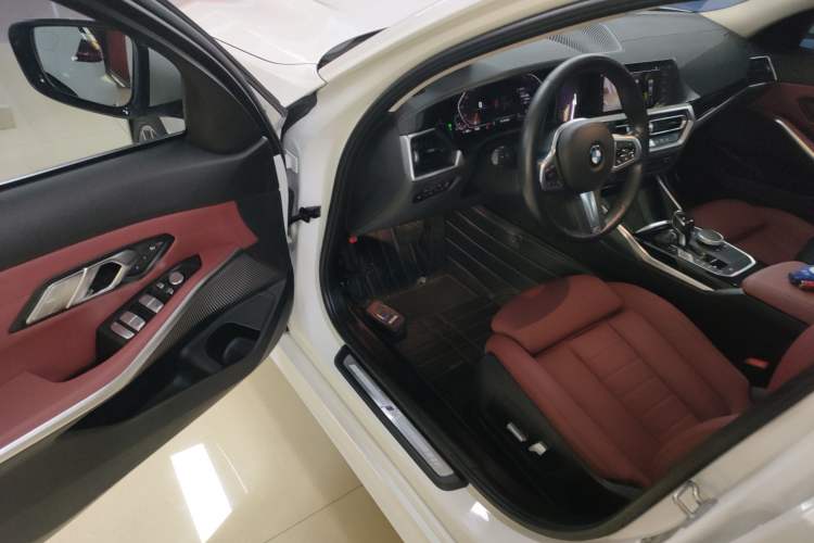 Used BMW 3 Series 2021 Facelifted 320Li M Sport Package
