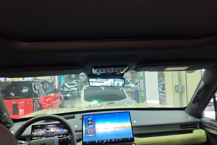 Used Brave warrior M817 2025 Model, Hero Headliner