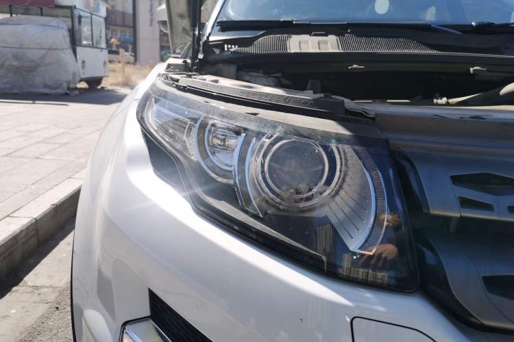 Used Land Rover Range Rover Evoque 2015 2.0T Five-Door Fashion Edition
