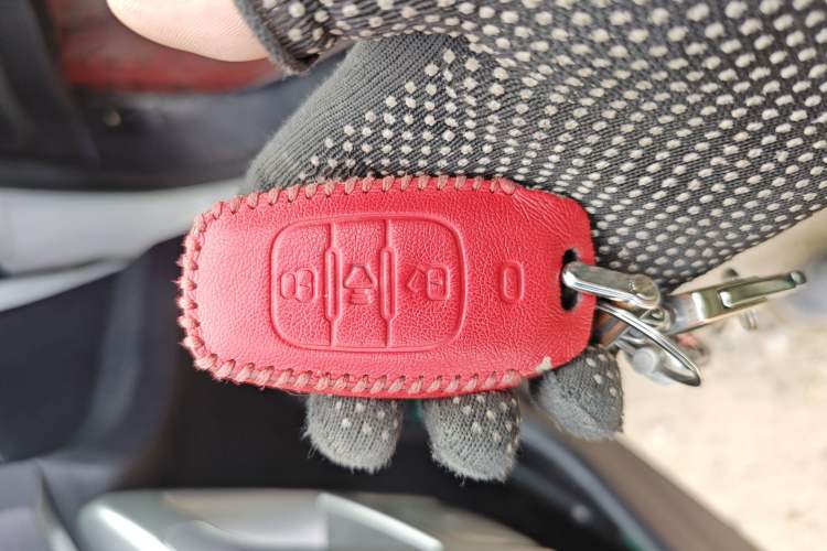 Used Haval H2 2017 Red-Label 1.5T Manual Two-Wheel-Drive Elite Model