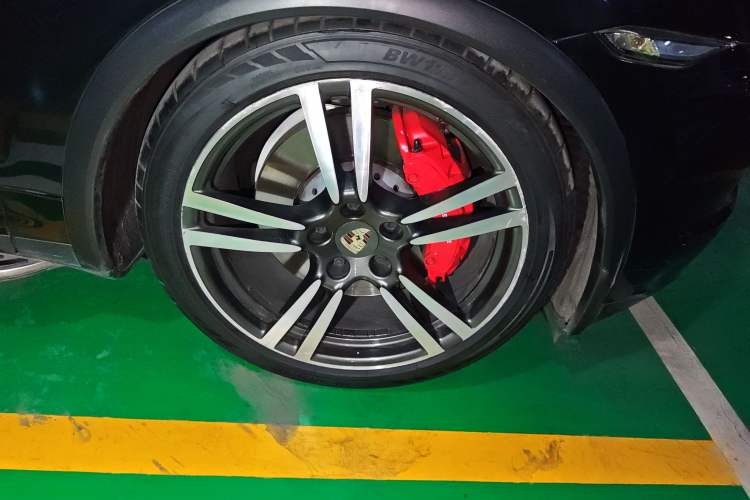 Used Porsche Cayenne 2011 Cayenne Turbo 4.8T