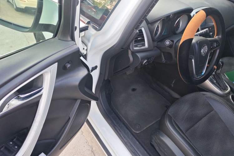 Used Buick GT 2014 XT 1.6L Automatic Fashion Edition