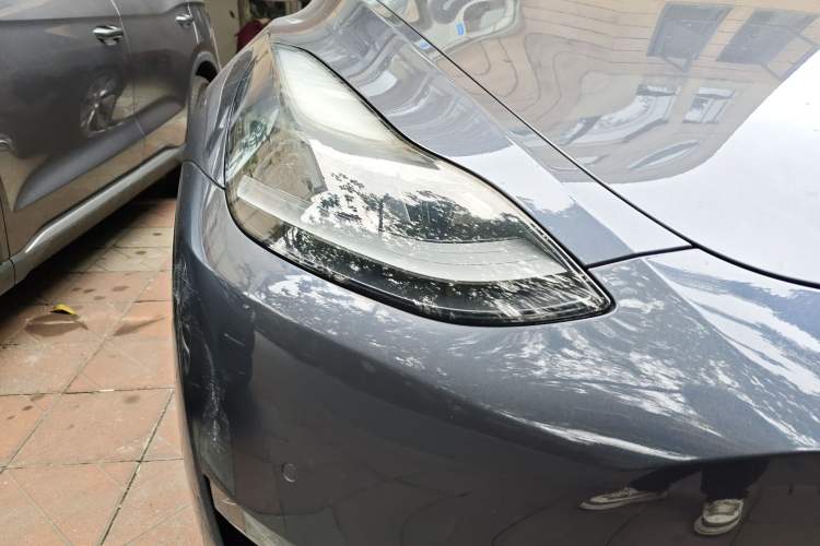 Used Tesla Model Y 2021 Long-Range All-Wheel-Drive Version