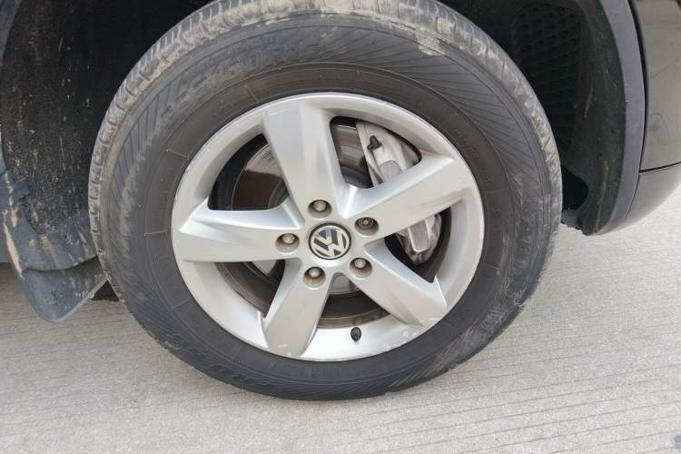 Used Volkswagen Touareg 2011 3.0 TSI Comfort Version