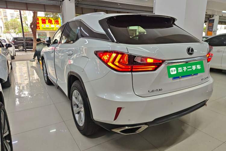 Used Lexus RX 2016 300 Two-Wheel Drive Comfort Edition China V Standard Exterior 2