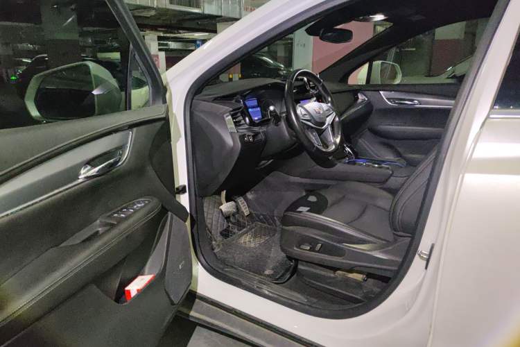 Used Cadillac XT5 2020 28T Tech Edition