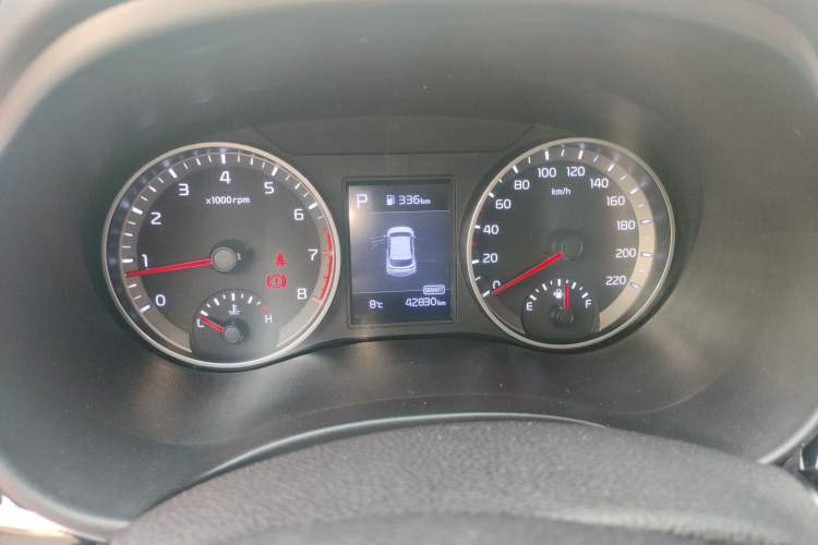 Used Kia kx1 Stonic 2021 1.4L CVT Sunroof Model