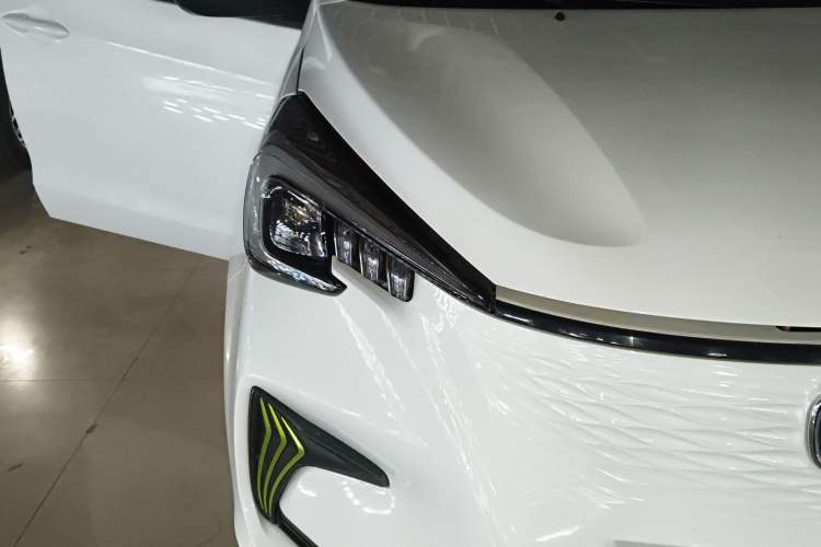 Used Oshan Benni E-Star 2022 Charming Edition Colorful Model Lithium Iron Phosphate
