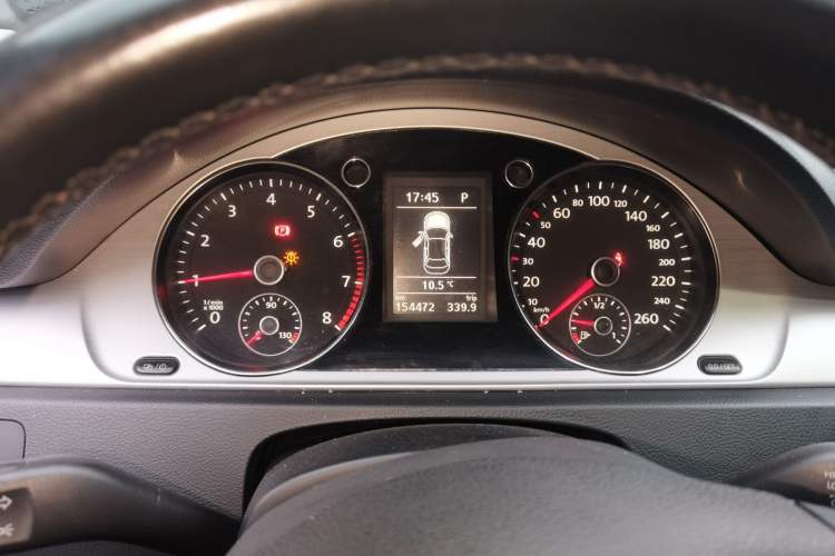 Used Volkswagen Magotan 2013 1.8TSI Premier Model Instrument Cluster