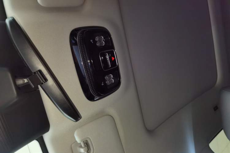 Used Geely Galaxy A7 2025 Model EM-i 150km Exploration+ Edition Headliner