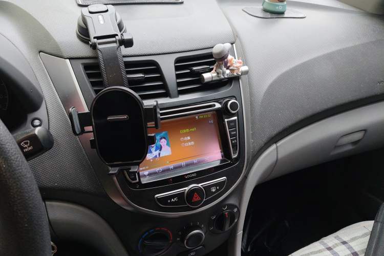 Used Hyundai Verna (older generation) 2014 1.4L Automatic Smart GLS