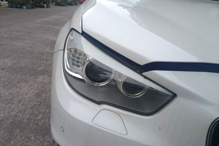 Used BMW 5 Series GT 2015 528i Leading Model