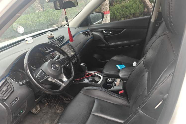 Used Nissan X-Trail 2020 2.0L XL Premium CVT 2WD SmartConnect Luxury Edition Left Front Seat