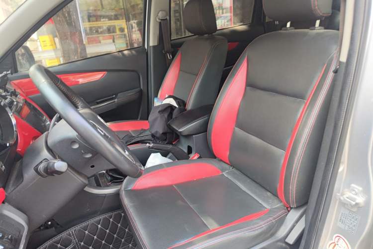 Used Foton Jiatu ix7 2016 1.5L ZhiZun Model