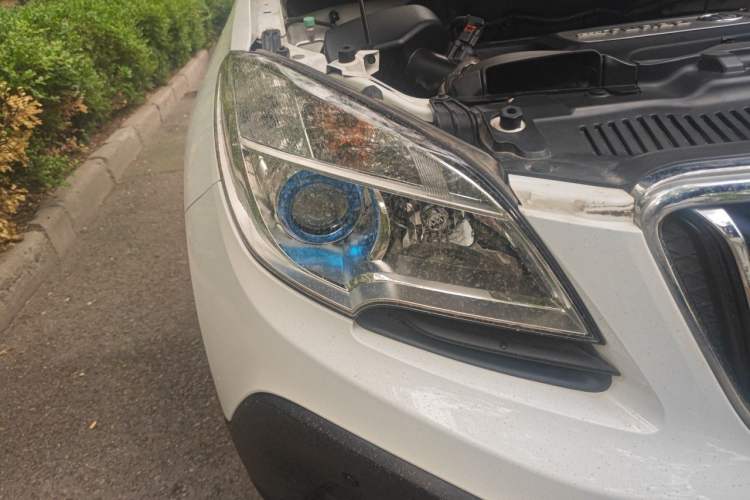 Used Buick Encore 2015 1.4T Automatic Two-Wheel Drive Urban Elite Version
