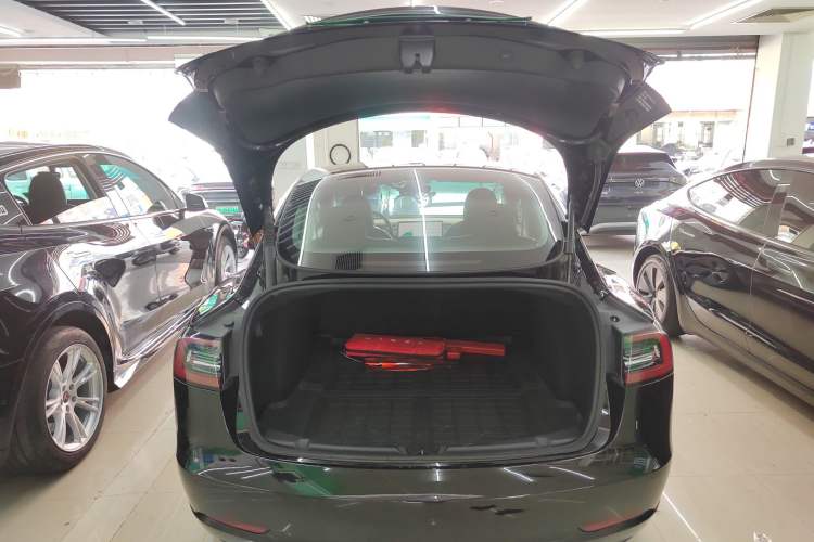 Used Tesla Model 3 2022 Rear-Wheel-Drive Version