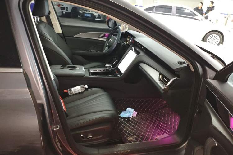 Used Hongqi H5 2023 2.0T Automatic Smart Connect Flagship Edition