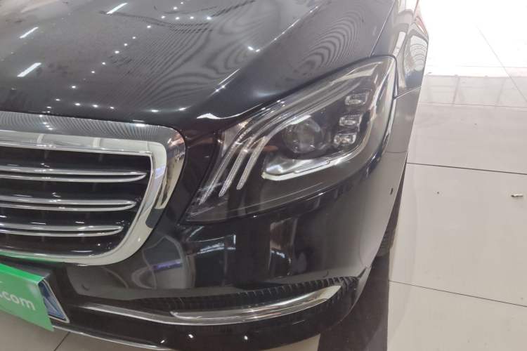 Used Mercedes-Benz S-Class 2019 S 320 L
